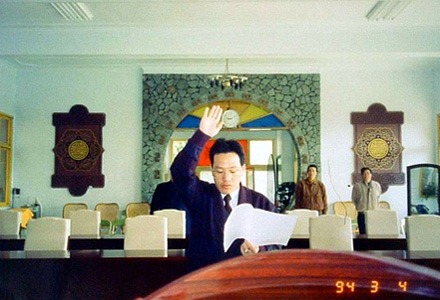 陳杭輝議員補行宣誓